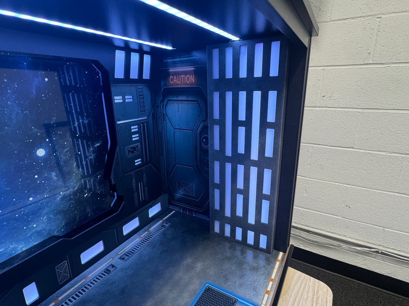 Space Station V2.0 1/6 scale diorama display case with 27 inch screen