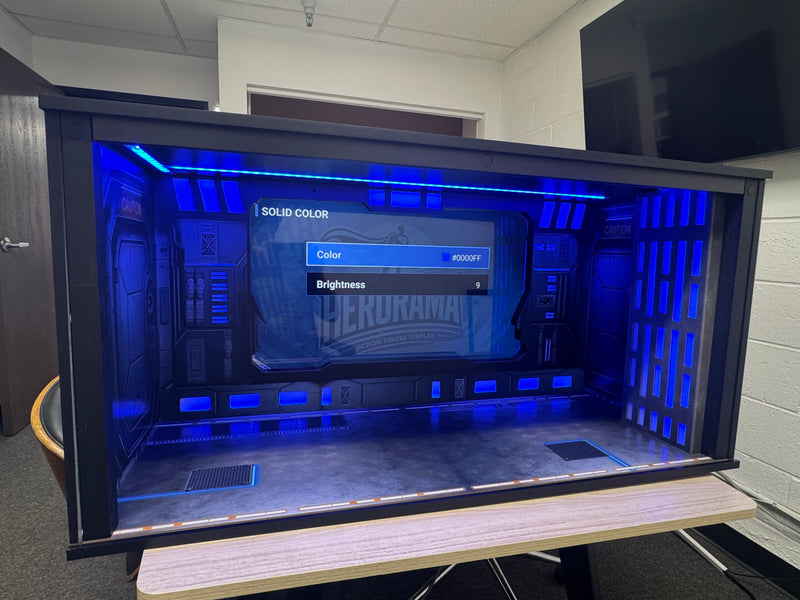 Space Station V2.0 1/6 scale diorama display case with 27 inch screen